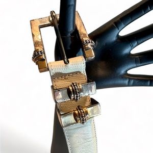 BRIGHTON Ivory/White, Textured Leather, Gold toned Hardware, vintage 199…